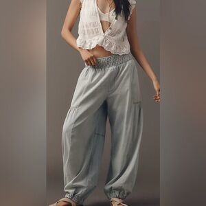 ANTHRO X PILCRO L (31ish* see pics) High-Rise Balloon Pull-On Jeans,  light wash